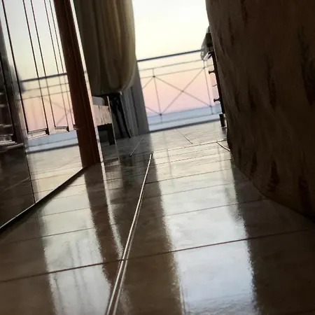 Dina House * Himarë