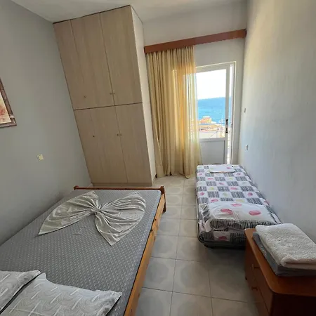 Dina House Apartment *