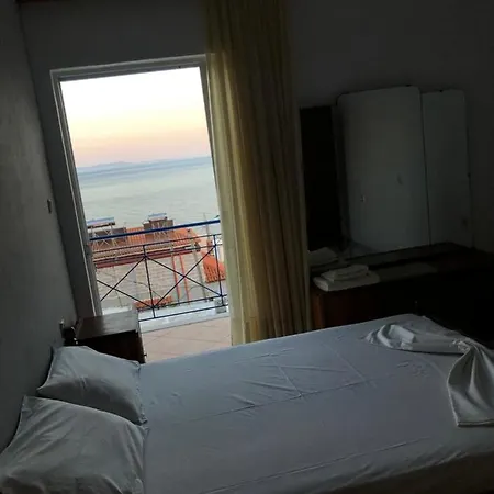 Dina House דירה